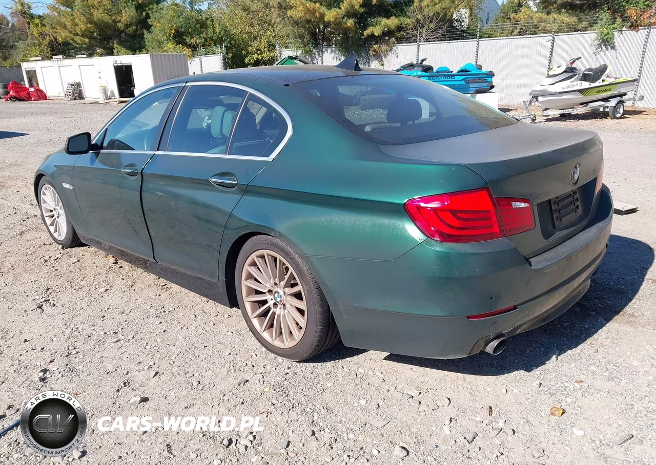 2013 BMW 535I xDrive VIN:WBAFU7C58DDU70058 - 3