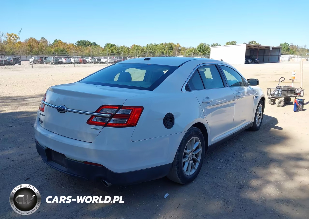 2013 Ford Taurus Se VIN:1FAHP2D98DG176865 - 4