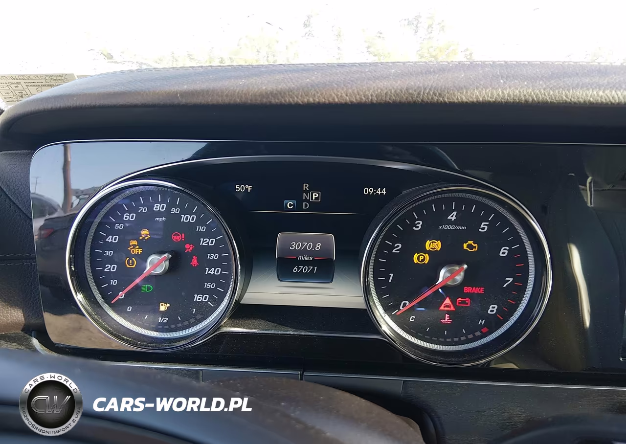 2018 Mercedes-Benz E 400 4Matic VIN:WDD1K6GBXJF029941 - 7