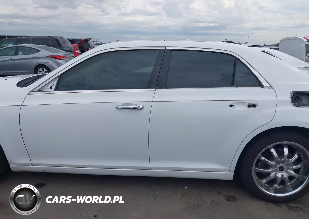 2011 Chrysler 300C VIN:2C3CA6CT8BH582581 - 15