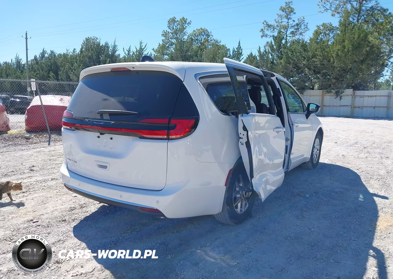 2027 Chrysler Pacifica VIN:2C4RC1BG5VR576193 - 4