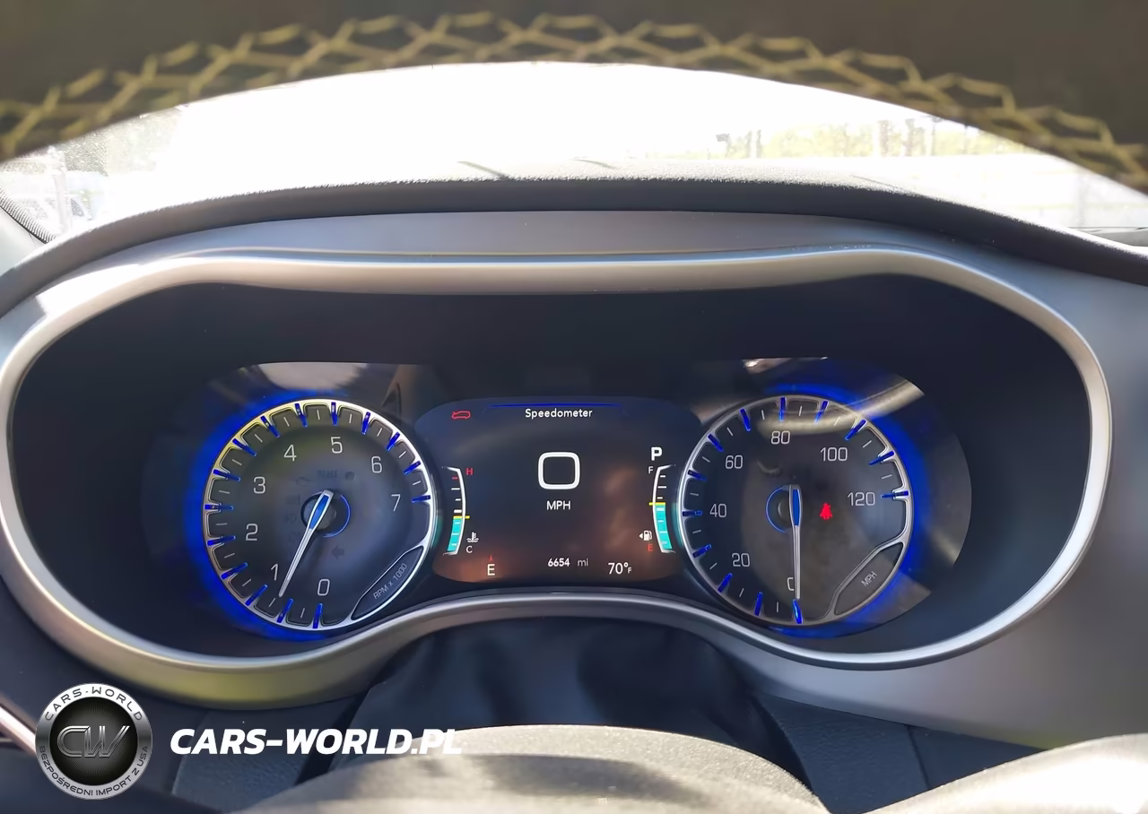 2027 Chrysler Pacifica VIN:2C4RC1BG5VR576193 - 7