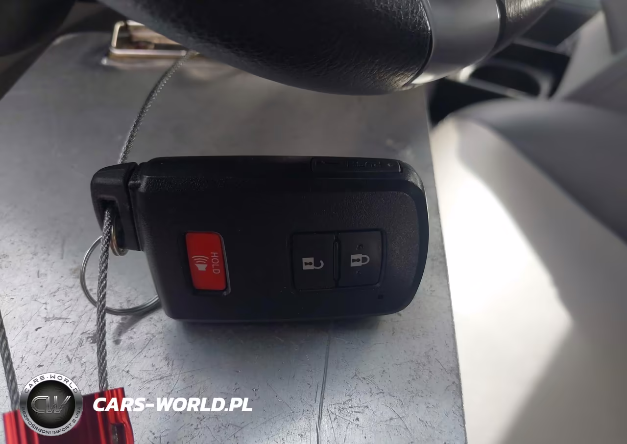 2017 Toyota Prius V Four VIN:JTDZN3EU7HJ055802 - 11