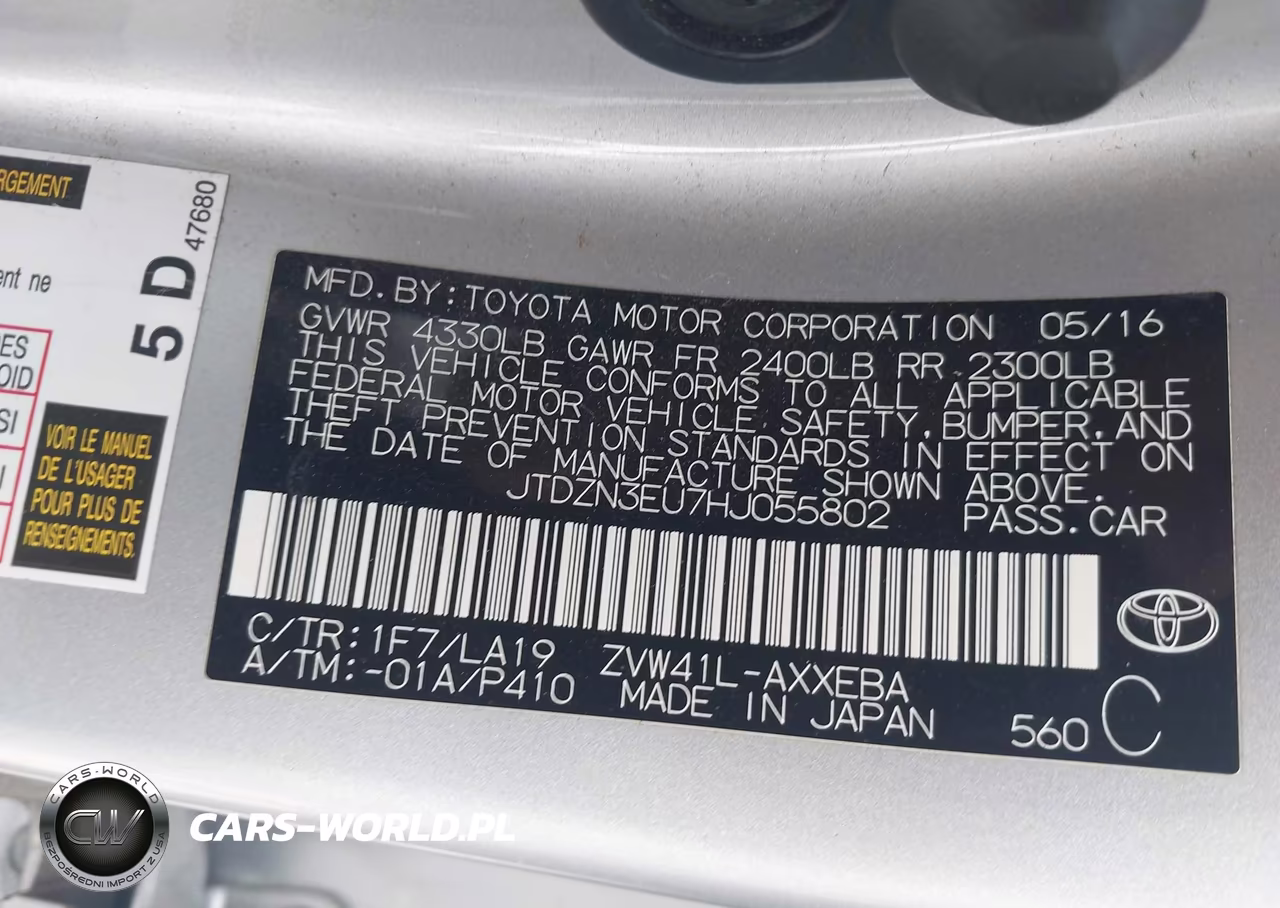 2017 Toyota Prius V Four VIN:JTDZN3EU7HJ055802 - 9