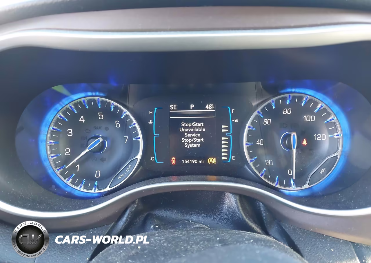 2017 Chrysler Pacifica Touring-L VIN:2C4RC1BG8HR821394 - 7