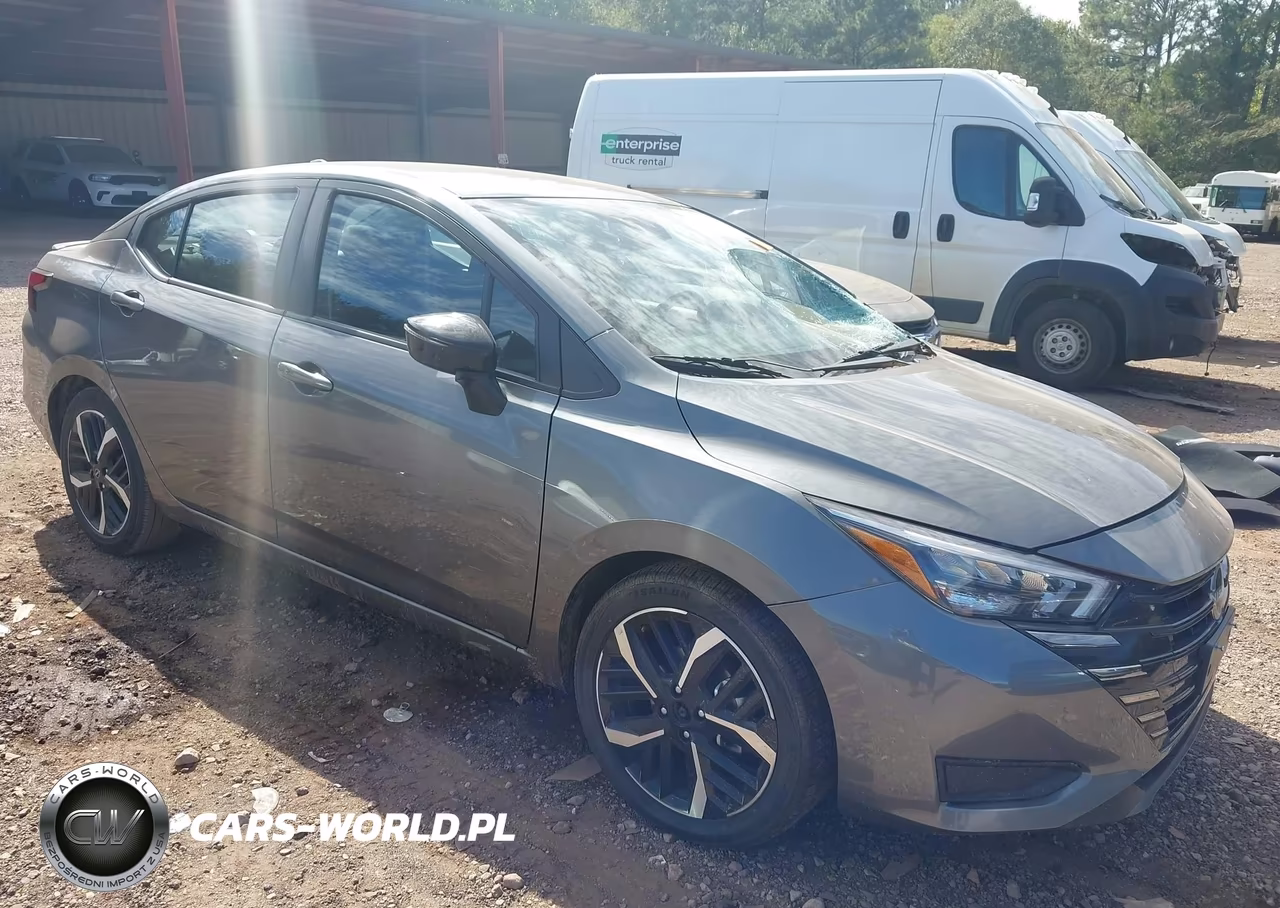2025 Nissan Versa 1.6 Sr