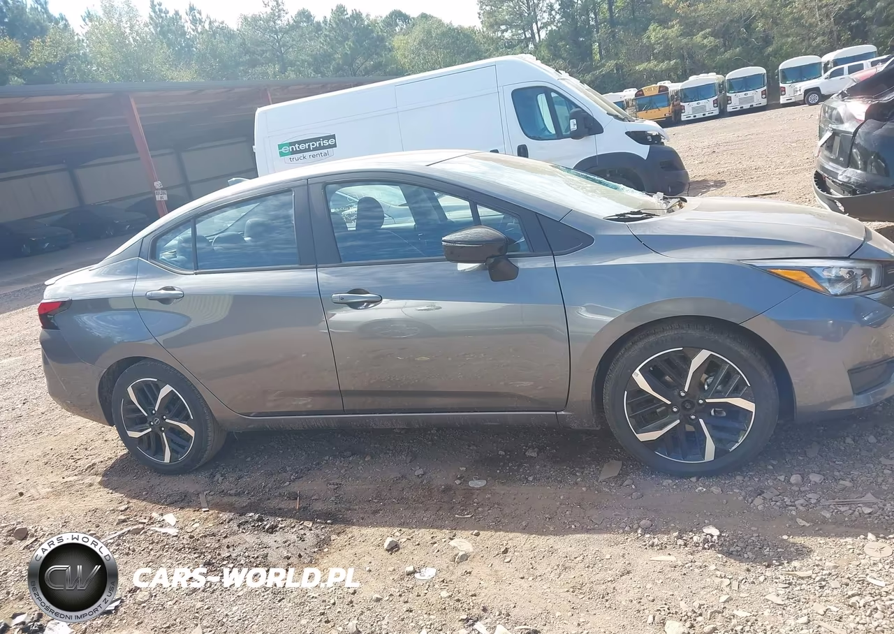 2025 Nissan Versa 1.6 Sr VIN:3N1CN8FV4SL836354 - 13