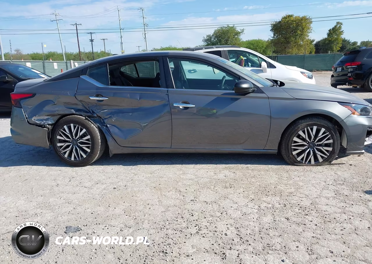 2025 Nissan Altima Sv Fwd VIN:1N4BL4DV8SN388149 - 13