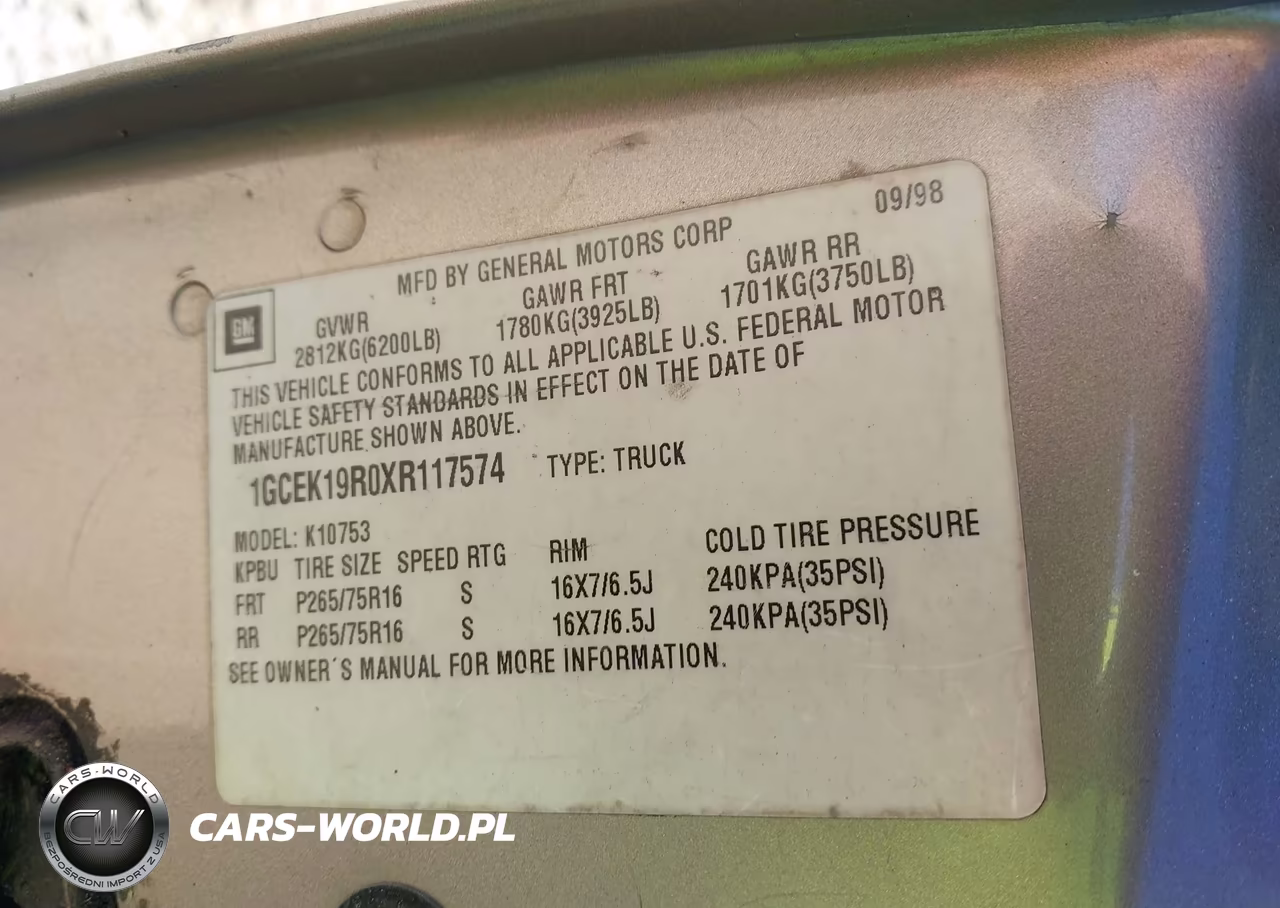 1999 Chevrolet Gmt-400 K1500 VIN:1GCEK19R0XR117574 - 9