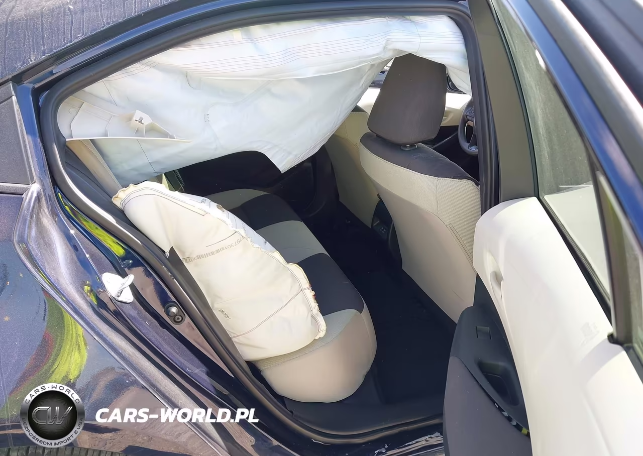 2026 Toyota Corolla Le VIN:5YFB4MDE1TP437610 - 8