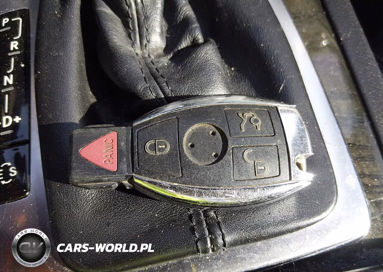 2013 Mercedes-Benz E 350 VIN:WDDKJ5KB8DF196084 - 11