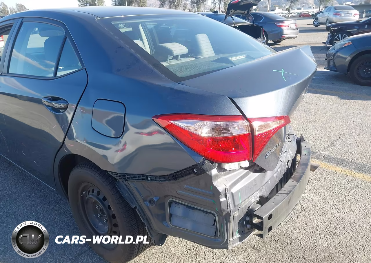2017 Toyota Corolla L VIN:5YFBURHE8HP690129 - 18