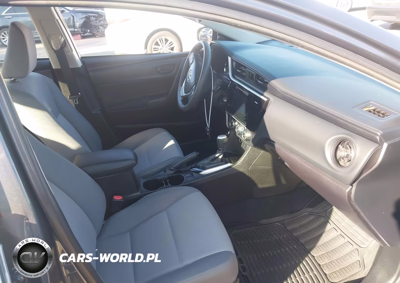2017 Toyota Corolla L VIN:5YFBURHE8HP690129 - 5