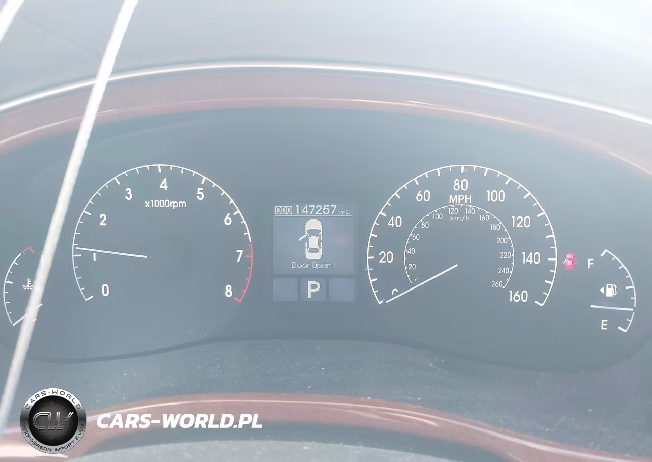 2012 Hyundai Genesis 3.8 VIN:KMHGC4DD6CU177977 - 7