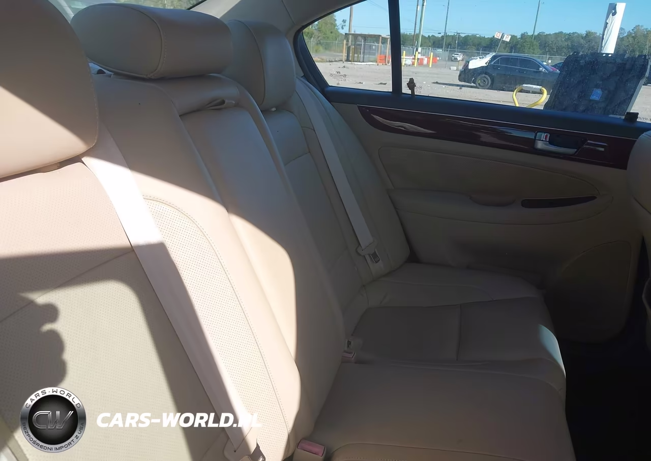 2012 Hyundai Genesis 3.8 VIN:KMHGC4DD6CU177977 - 8