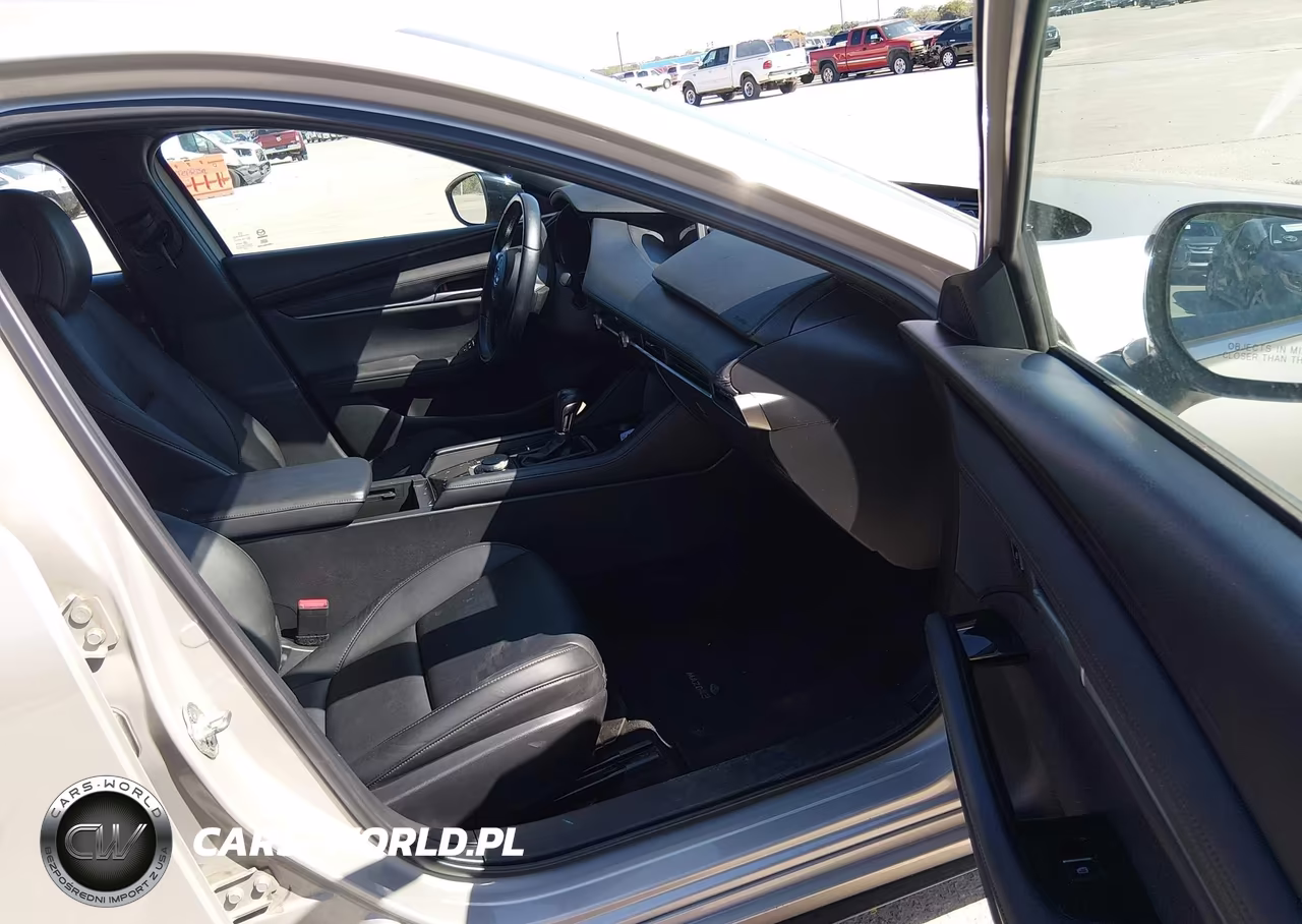 2024 Mazda Mazda3 2.5 S Select Sport VIN:JM1BPAKM3R1721964 - 5