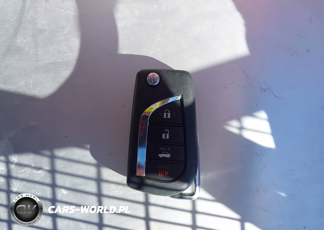 2020 Toyota Corolla Le VIN:JTDEPRAE1LJ035306 - 11