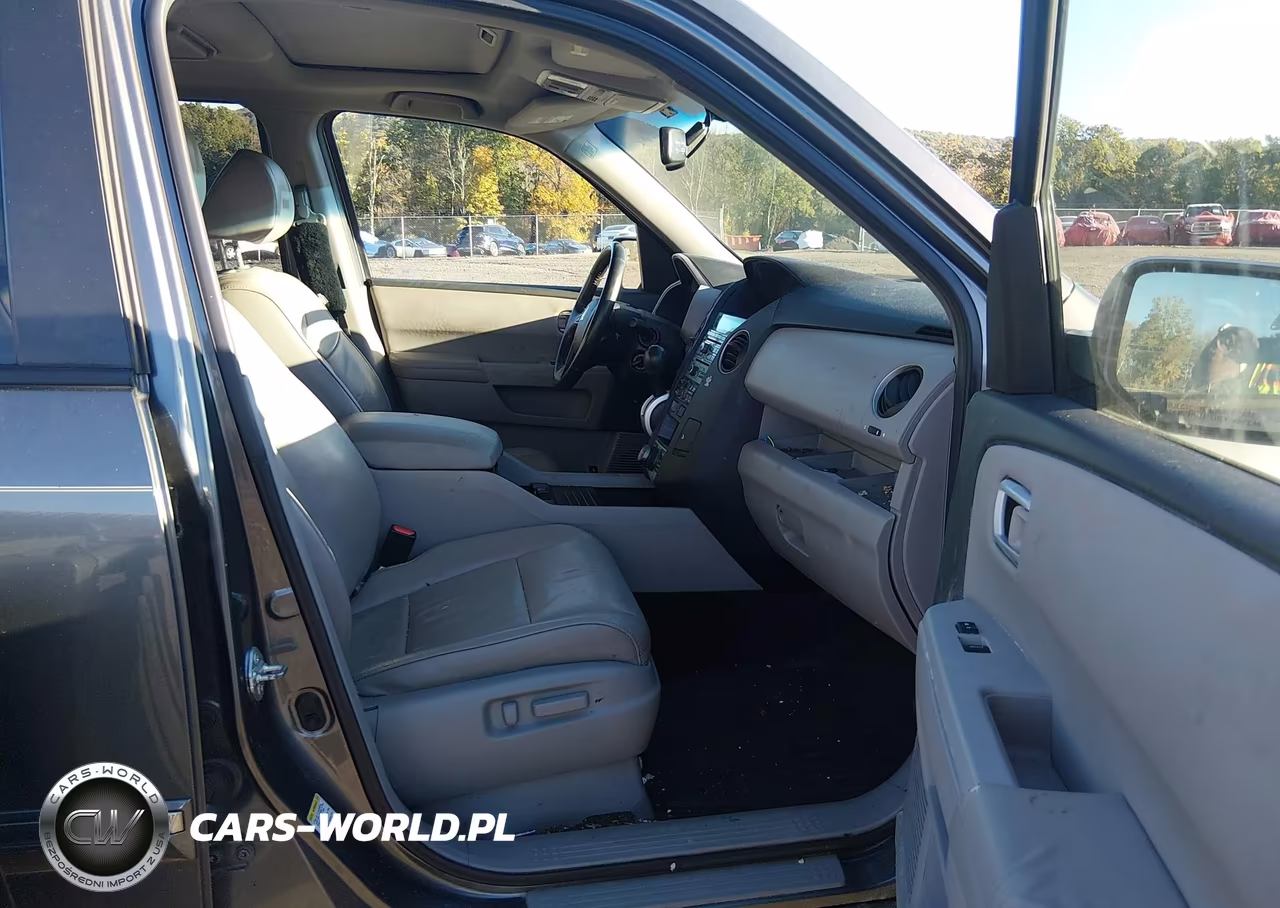 2011 Honda Pilot Touring VIN:5FNYF4H98BB046286 - 5
