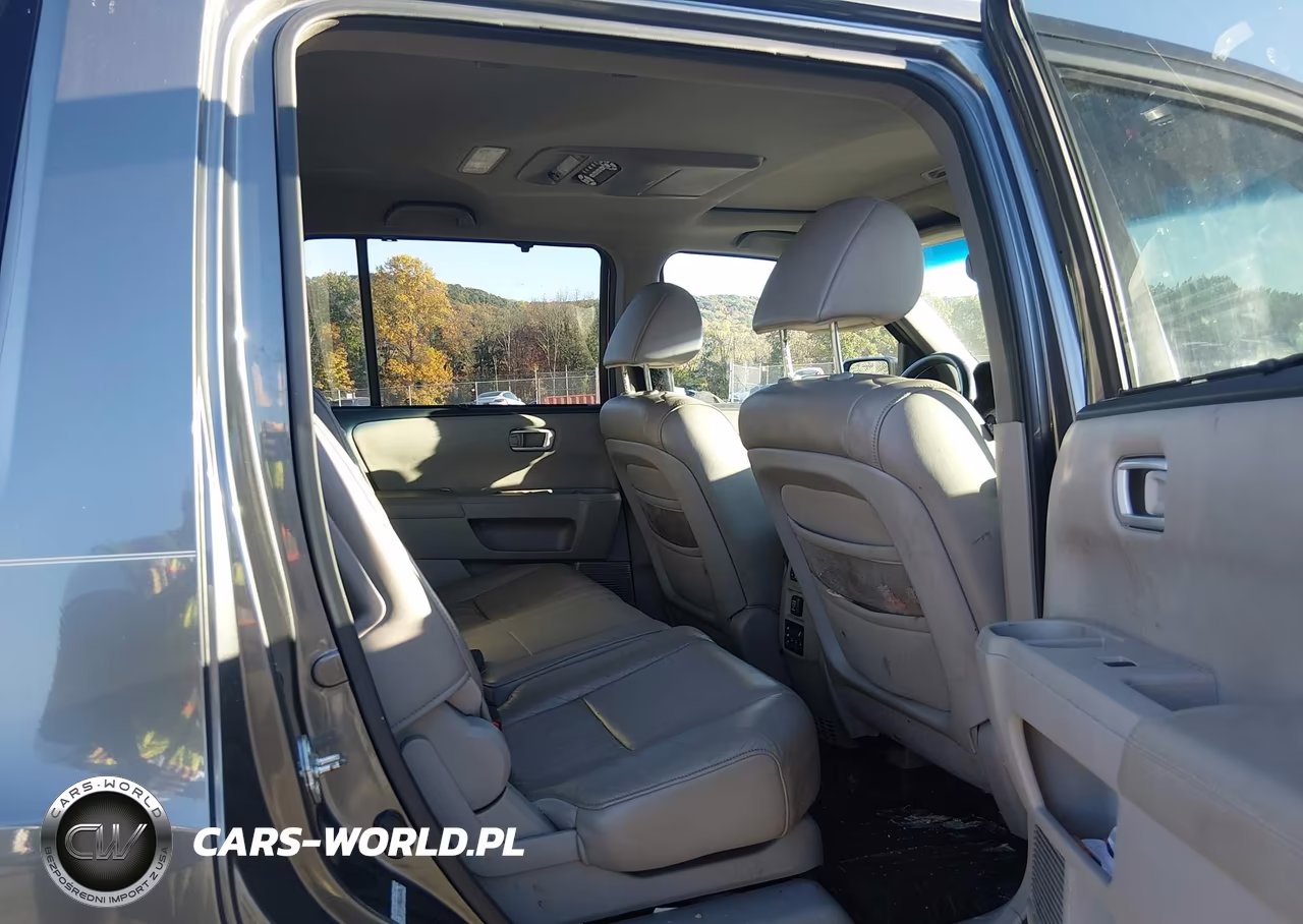 2011 Honda Pilot Touring VIN:5FNYF4H98BB046286 - 8