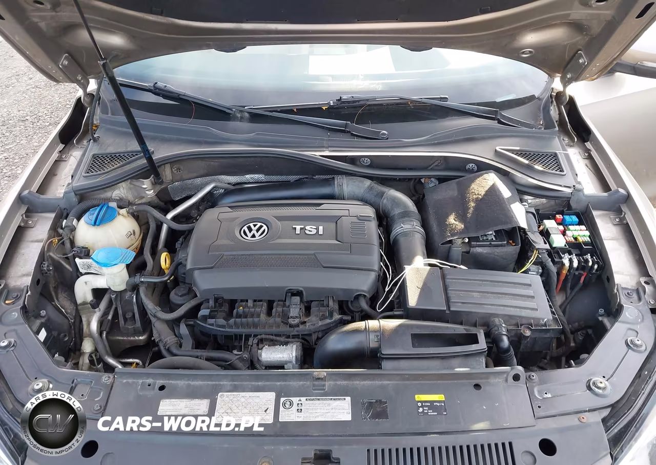 2015 Volkswagen Passat 1.8T Wolfsburg Edition VIN:1VWAT7A35FC060907 - 10