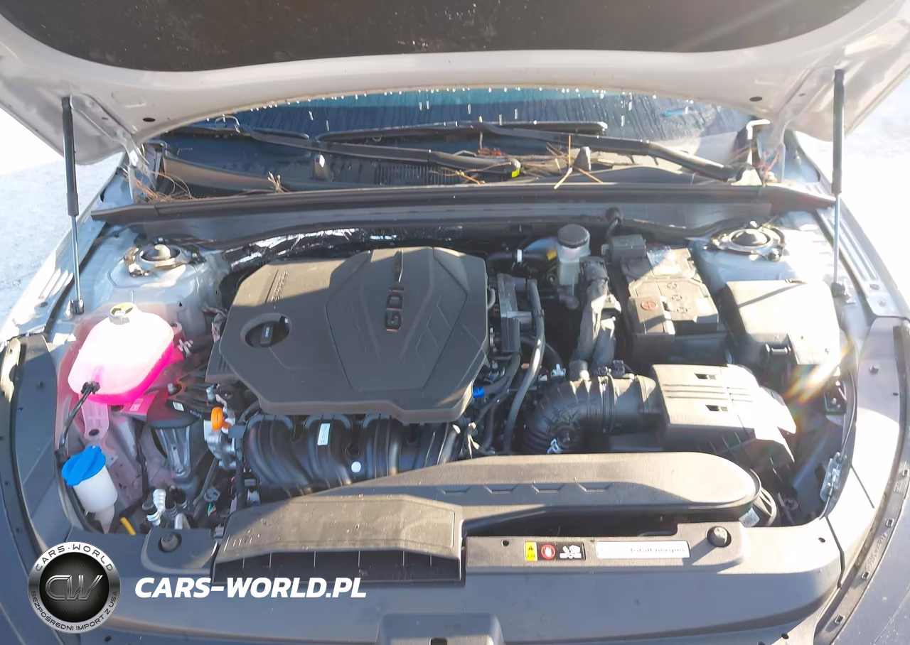 2027 Kia K5 VIN:KNAG64J72V5527819 - 10