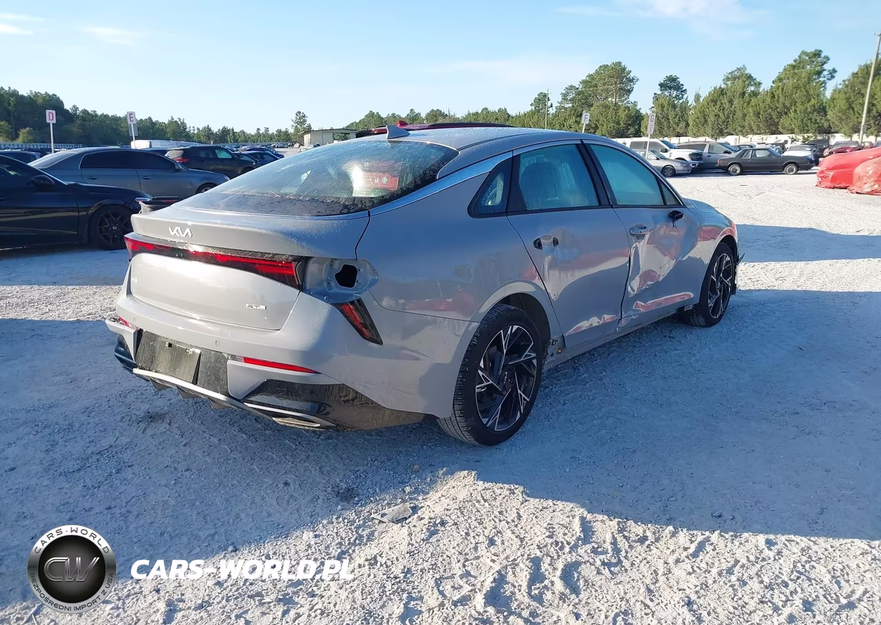 2027 Kia K5 VIN:KNAG64J72V5527819 - 4