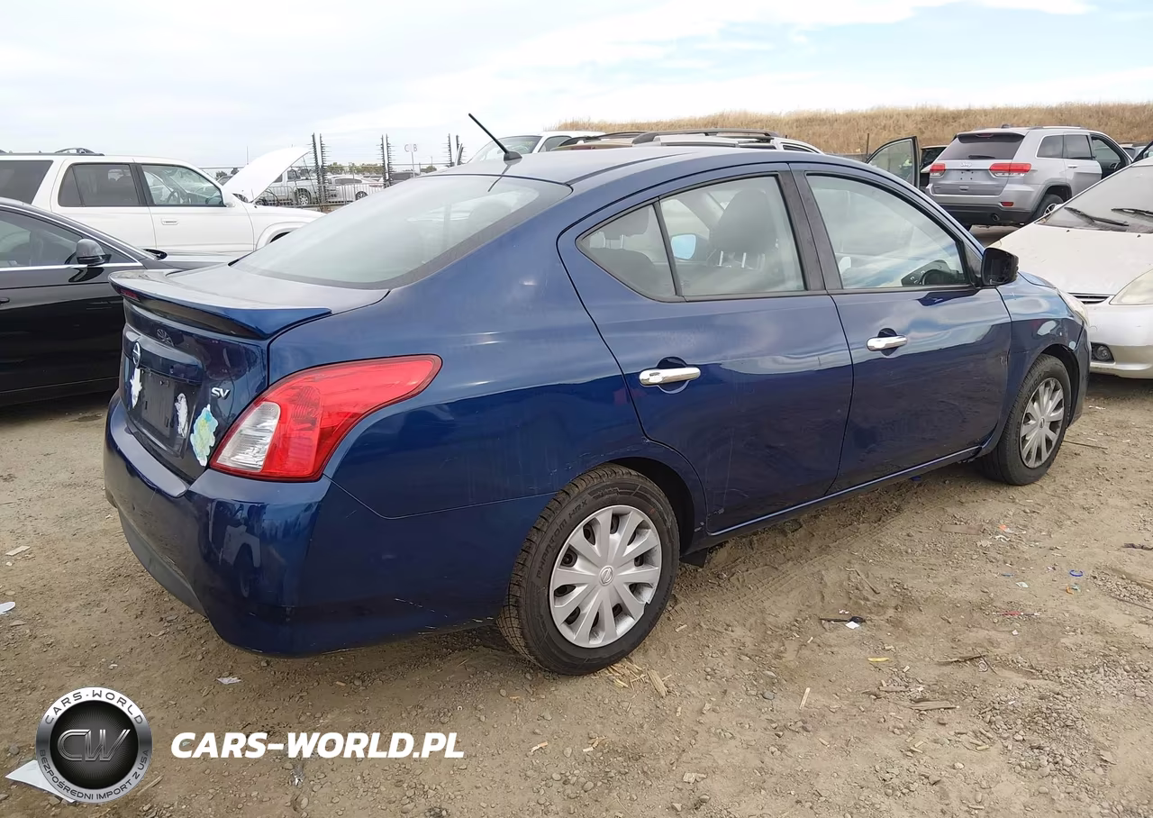 2018 Nissan Versa 1.6 Sv VIN:3N1CN7AP4JL841717 - 4