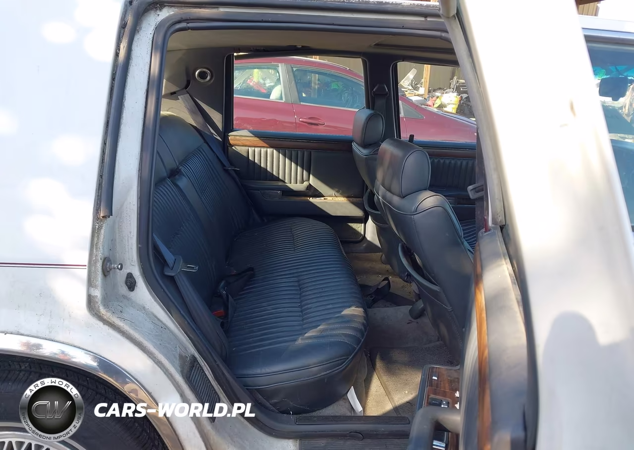 1991 Chrysler New Yorker C-Body Salon VIN:1C3XC66R8MD108416 - 8