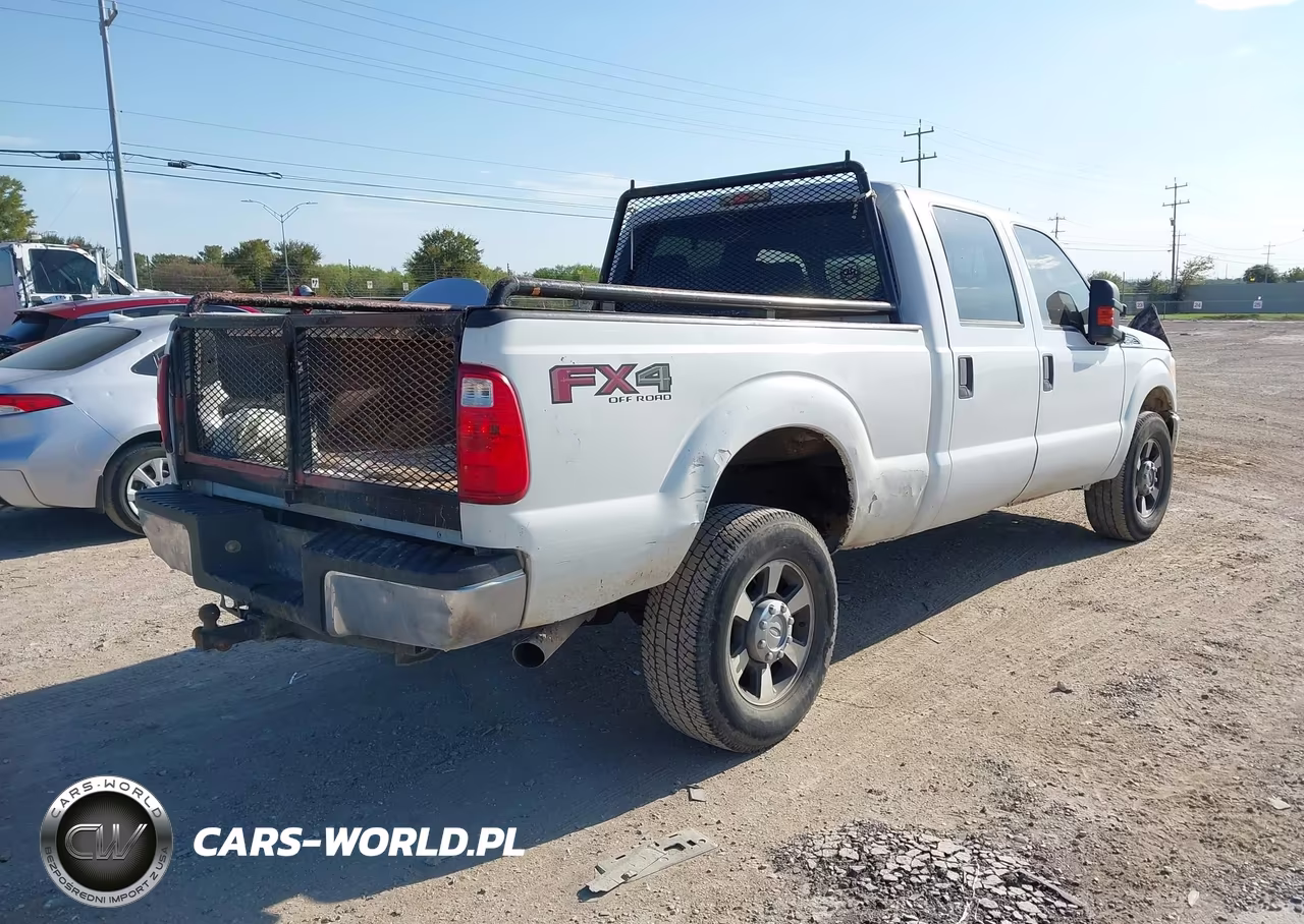 2012 Ford F-250 Xlt VIN:1FT7W2A66CEA32177 - 4
