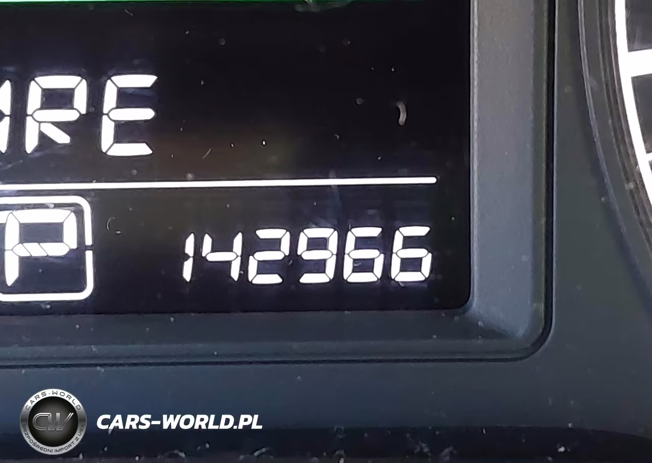 2017 Nissan Sentra S VIN:3N1AB7AP4HY348925 - 16