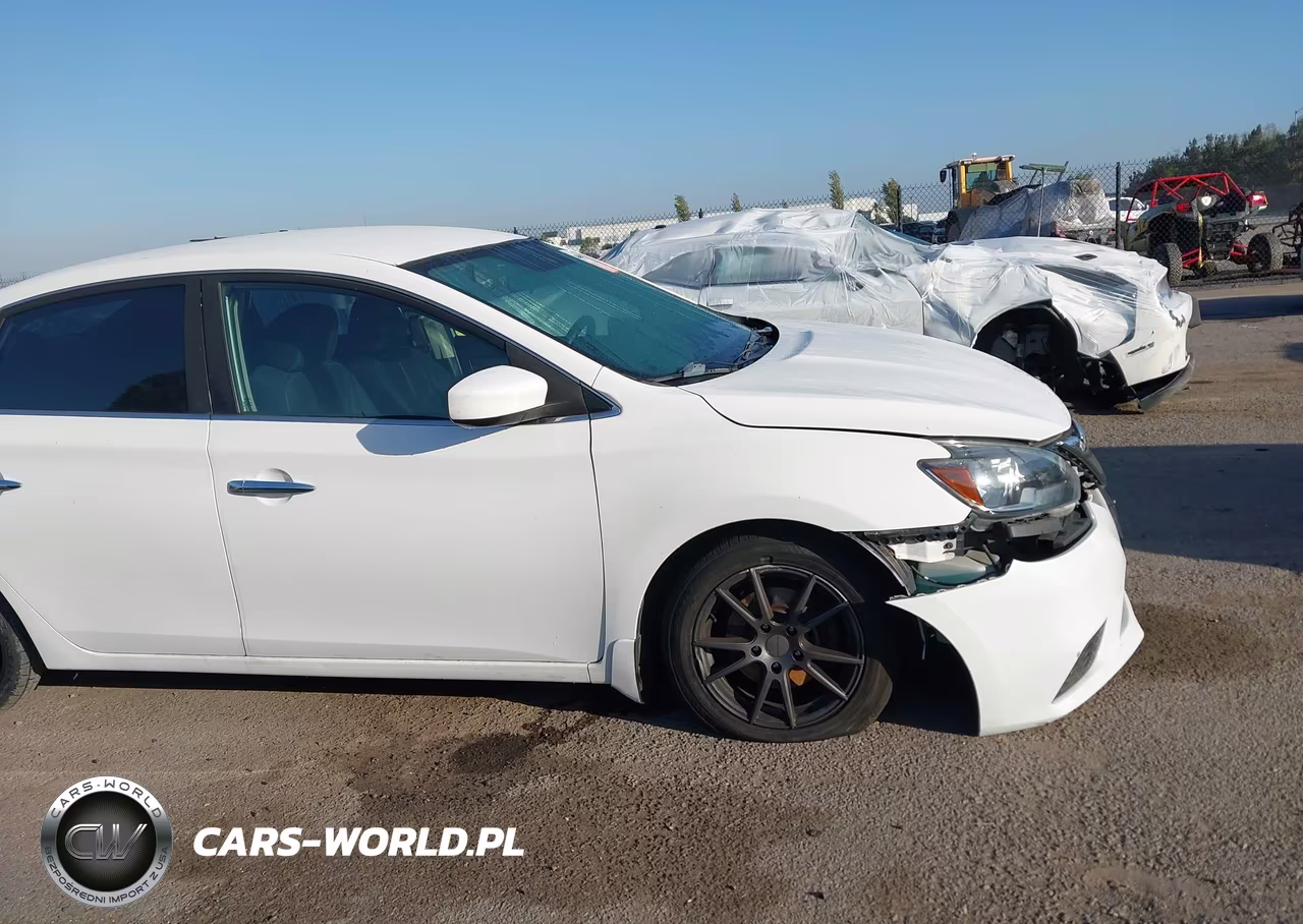 2017 Nissan Sentra S VIN:3N1AB7AP4HY348925 - 18