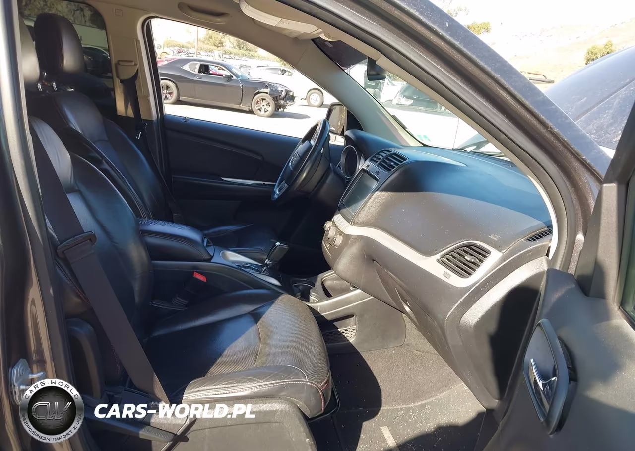 2016 Dodge Journey R-T VIN:3C4PDCEG4GT205960 - 5