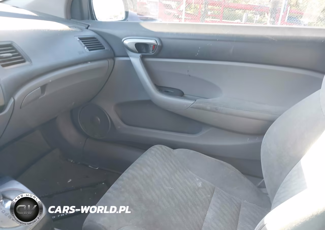 2010 Honda Civic Lx VIN:2HGFG1B6XAH525921 - 5