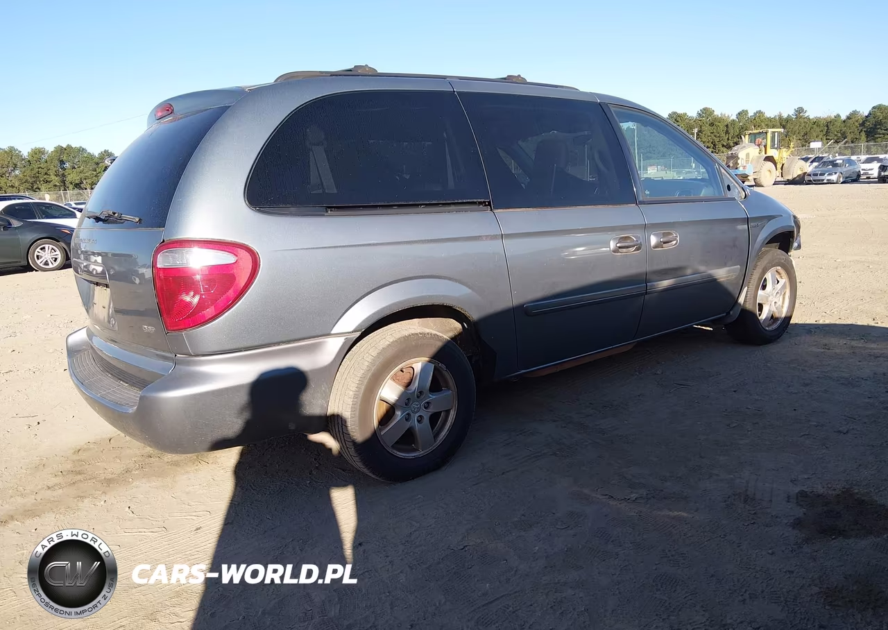 2007 Dodge Grand Caravan Sxt VIN:2D4GP44L97R150181 - 4