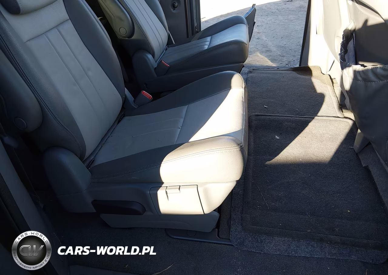 2007 Dodge Grand Caravan Sxt VIN:2D4GP44L97R150181 - 8