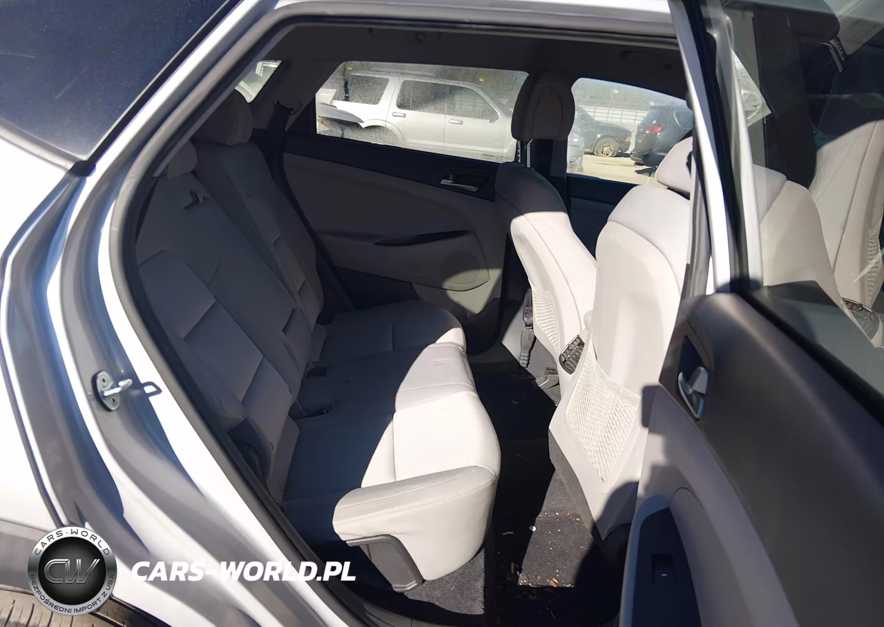 2017 Hyundai Tucson Sport VIN:KM8J33A22HU409677 - 8