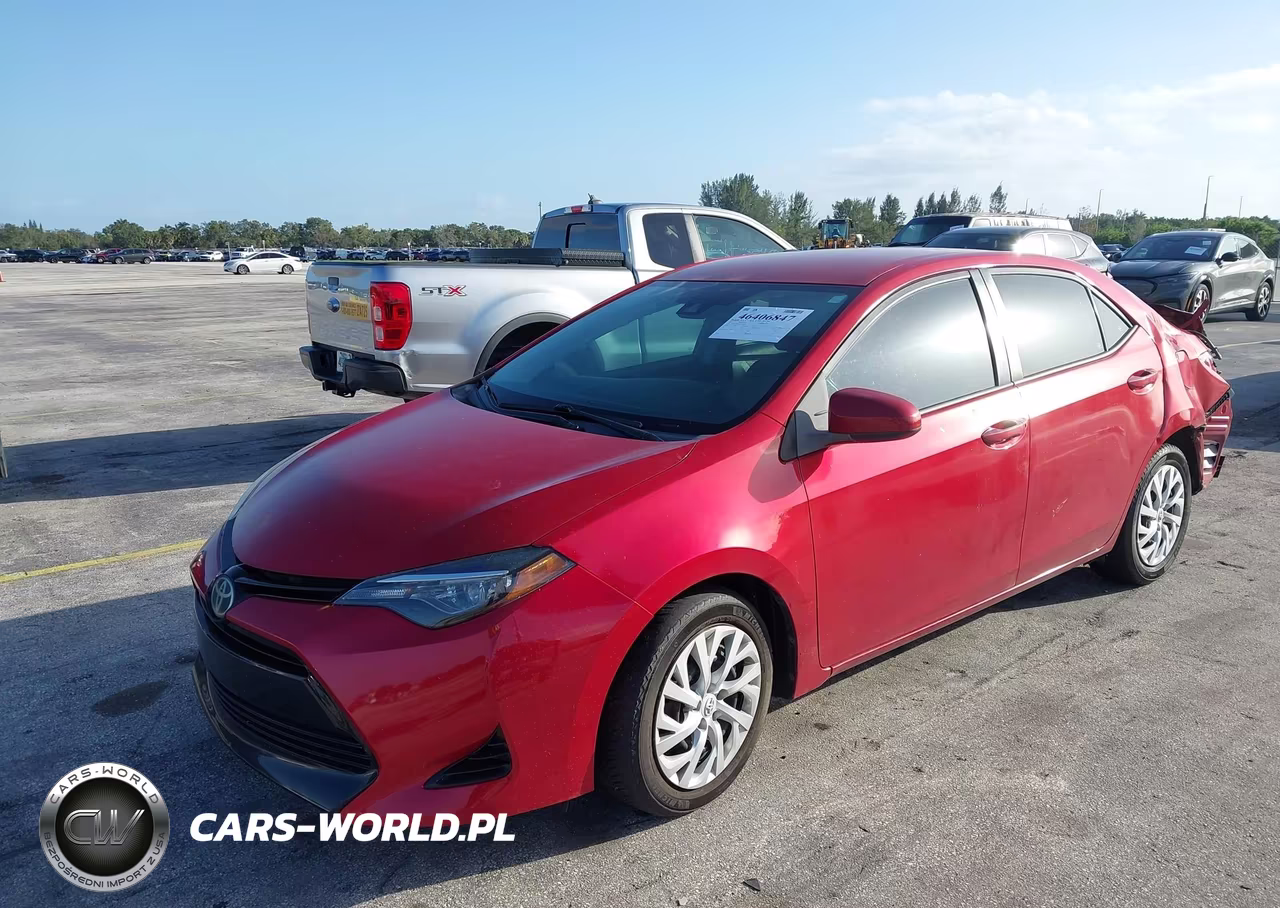 2017 Toyota Corolla Le VIN:5YFBURHE1HP731829 - 2