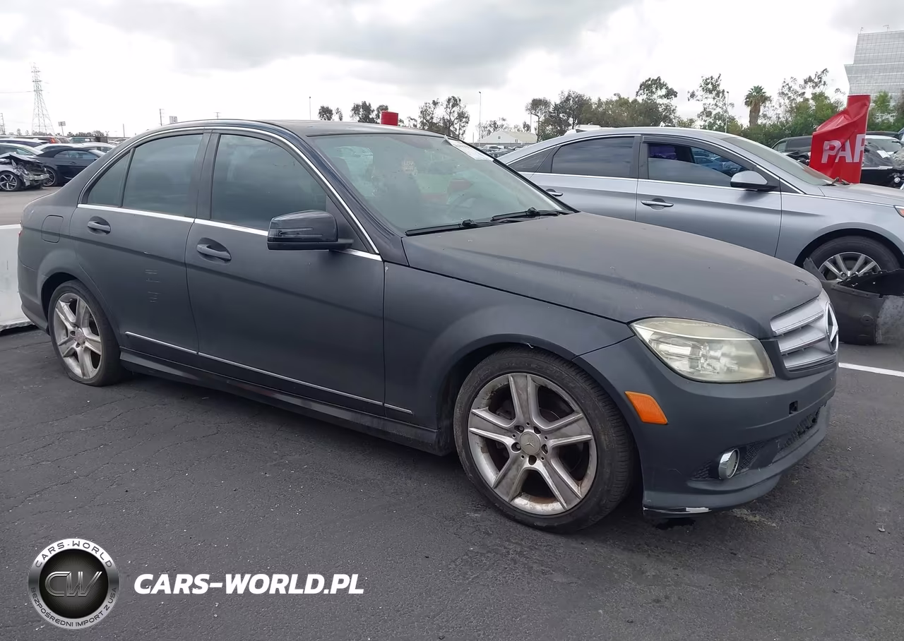 2010 Mercedes-Benz C 300 Sport