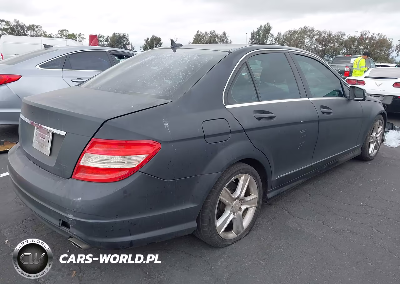 2010 Mercedes-Benz C 300 Sport VIN:WDDGF5EB2AR101127 - 4