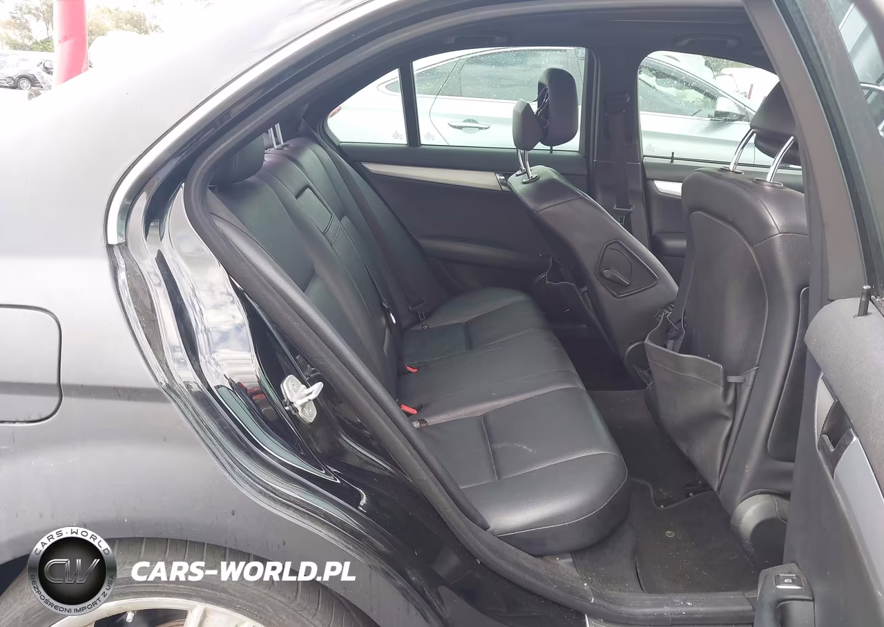 2010 Mercedes-Benz C 300 Sport VIN:WDDGF5EB2AR101127 - 8