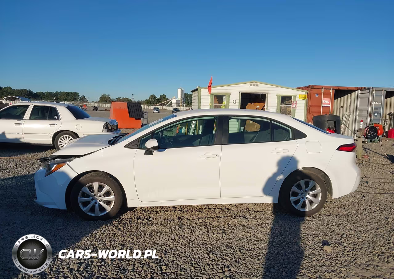 2026 Toyota Corolla Le VIN:5YFB4MDE3TP460368 - 14
