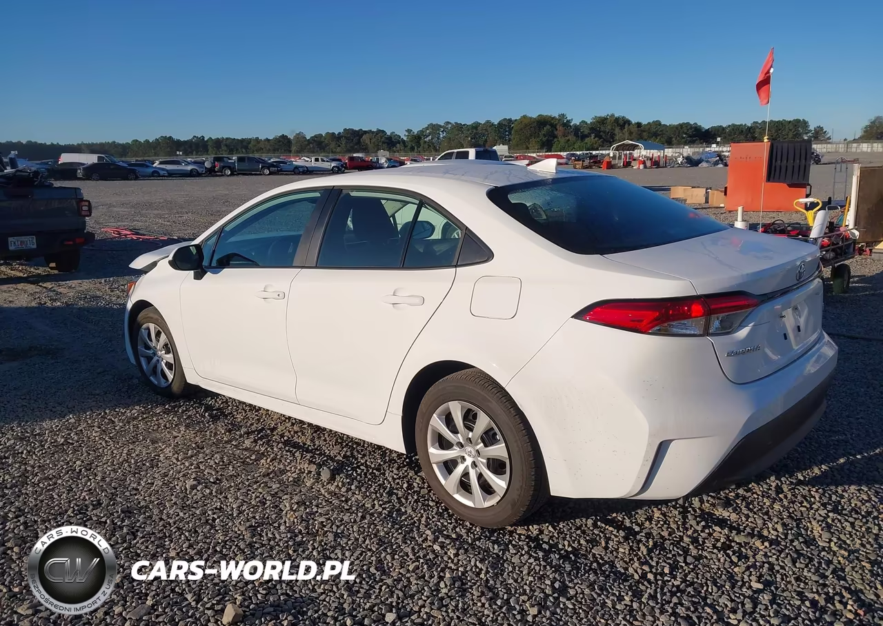 2026 Toyota Corolla Le VIN:5YFB4MDE3TP460368 - 3