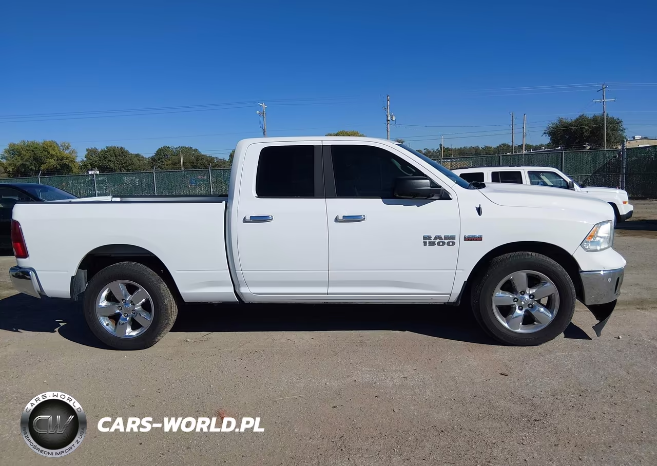 2015 Ram 1500 Big Horn VIN:1C6RR6GT0FS750633 - 13