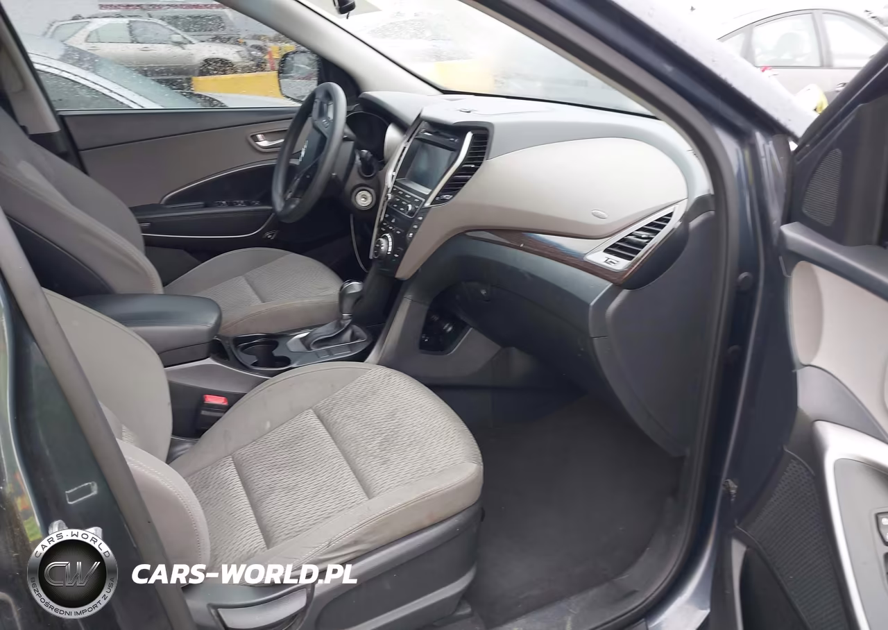 2017 Hyundai Santa Fe Se VIN:KM8SMDHF7HU169073 - 5