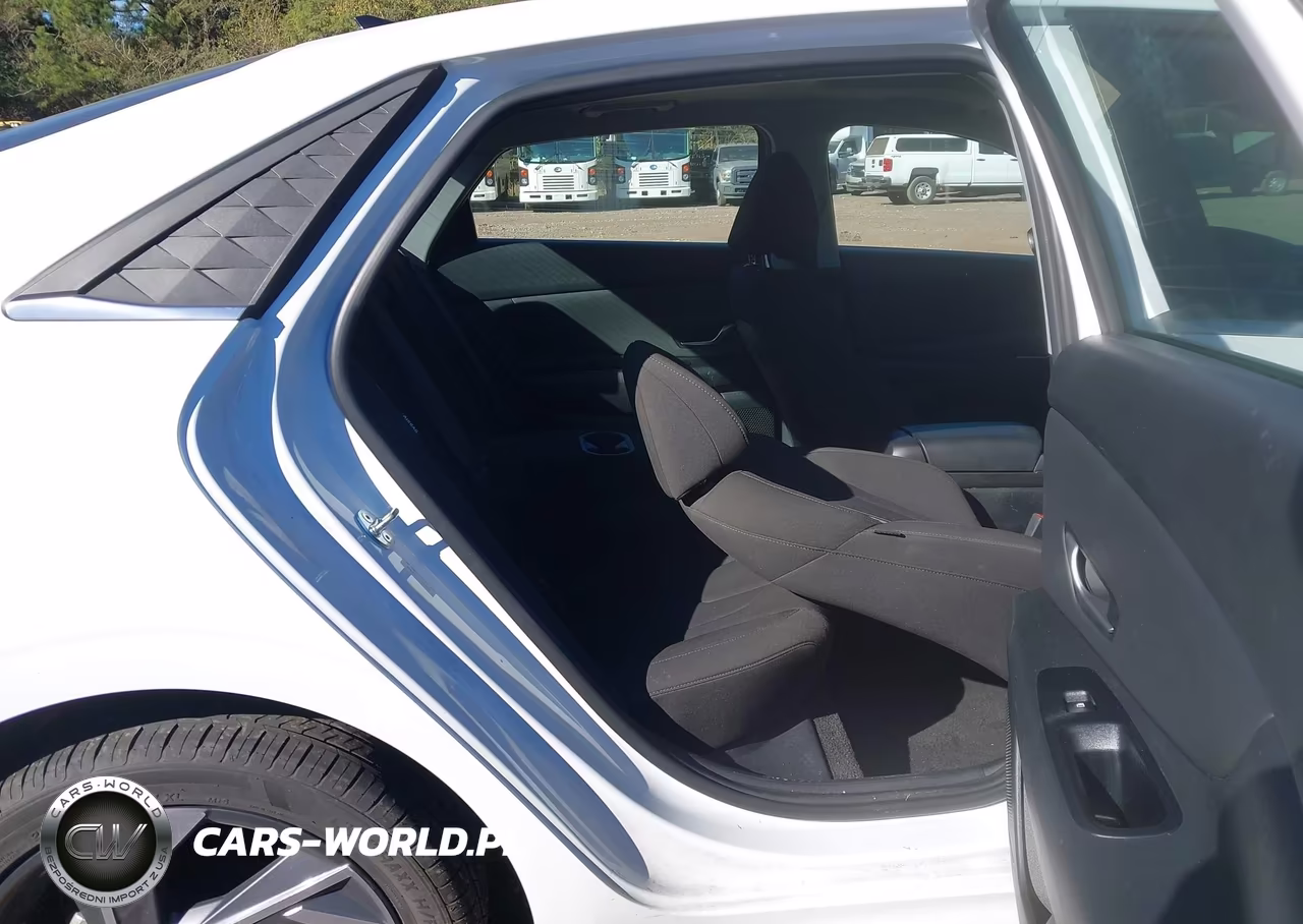 2025 Hyundai Elantra Sel Convenience VIN:KMHLS4DG7SU983028 - 8