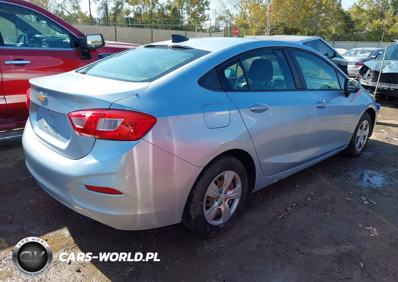 2017 Chevrolet Cruze Ls Auto VIN:1G1BC5SM4H7145129 - 4