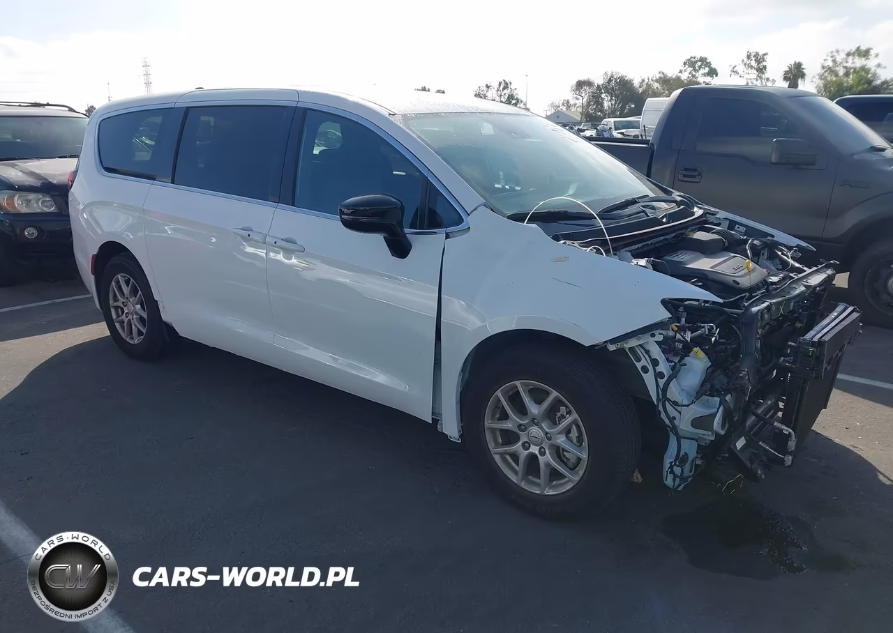 2026 Chrysler Voyager Lx VIN:2C4RC1CGXTR153265 - 1