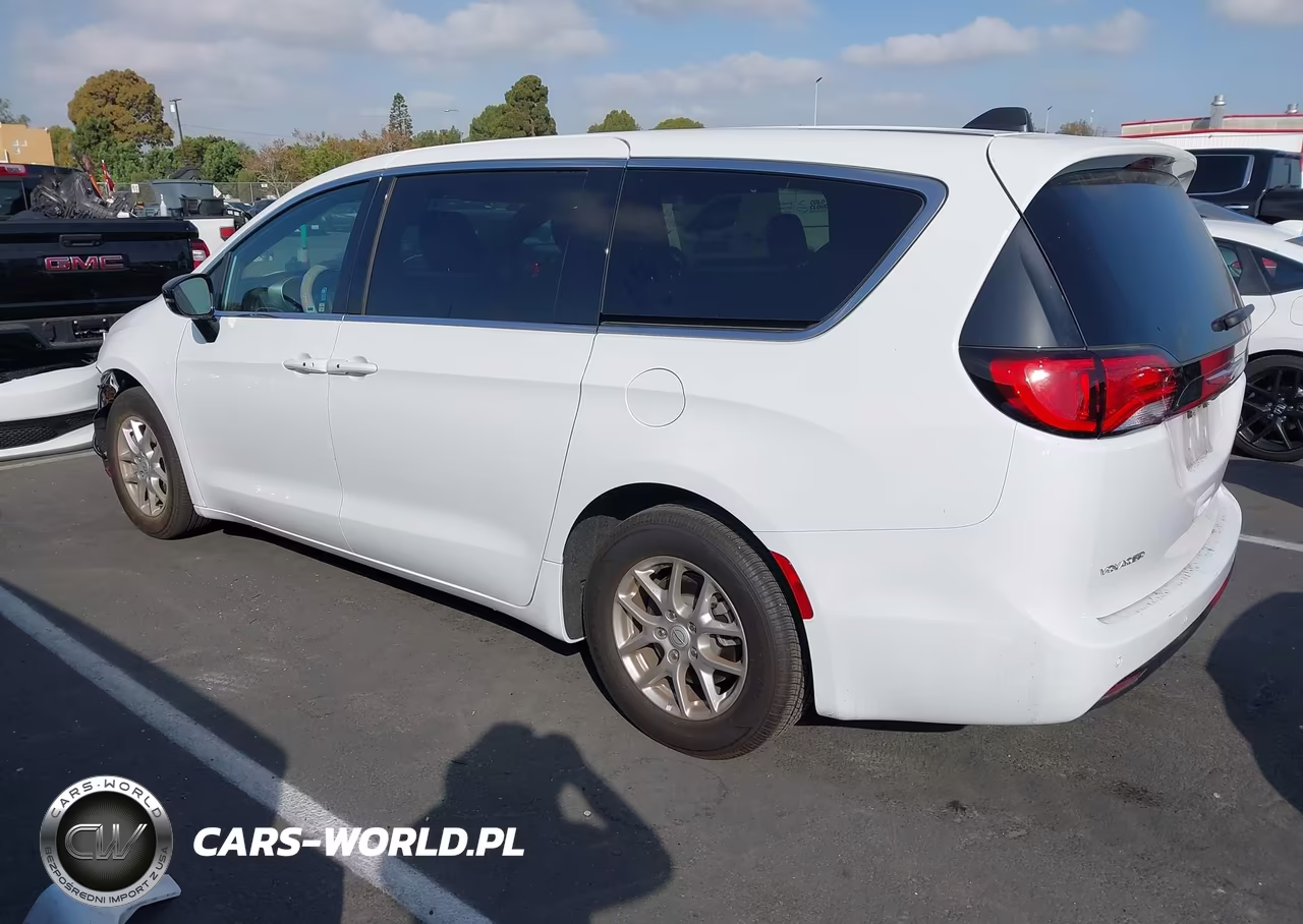 2026 Chrysler Voyager Lx VIN:2C4RC1CGXTR153265 - 3