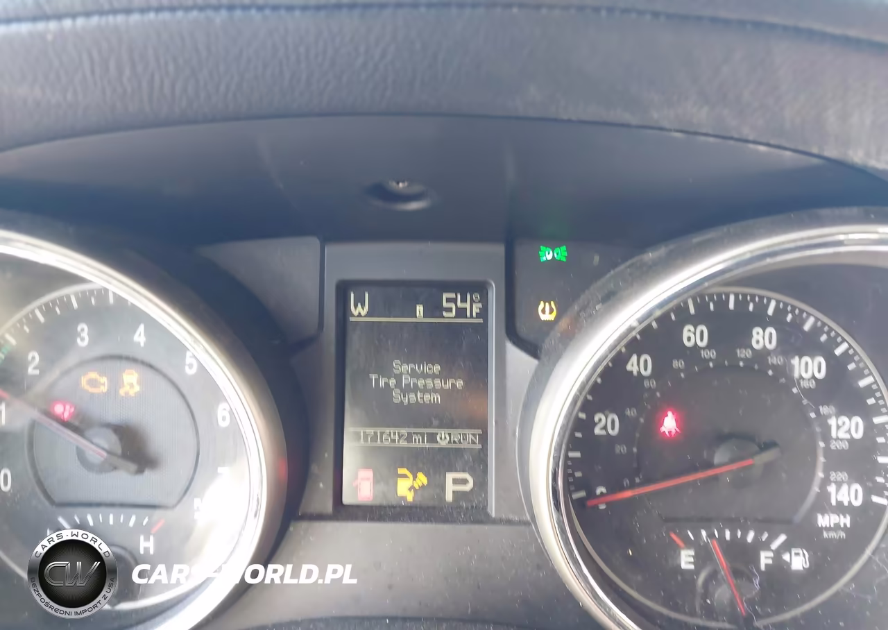 2011 JEEP GRAND CHEROKEE OVERLAND VIN:1J4RR6GG3BC527285 - 7