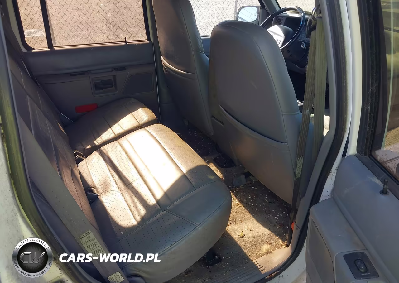 1994 Ford Explorer VIN:1FMDU34X6RUB40523 - 8